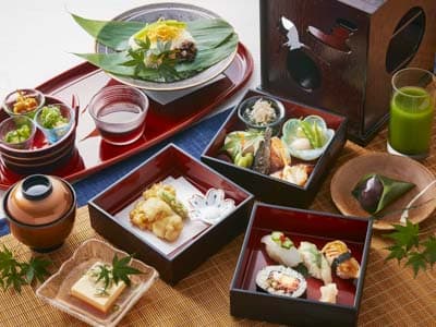 納涼三段弁当