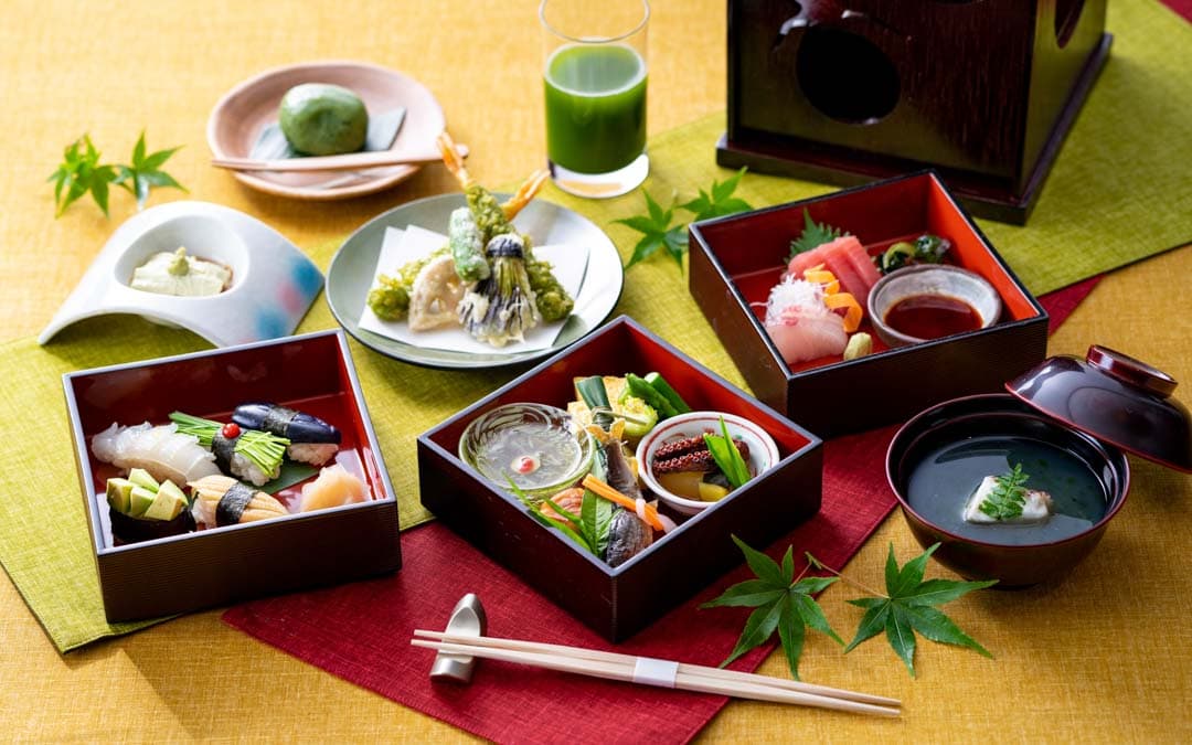 新緑三段弁当