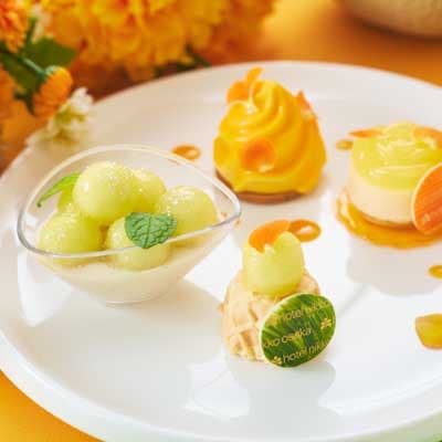 メロンアフタヌーンティーセット / The Melon Afternoon Tea Set 中段スイーツ