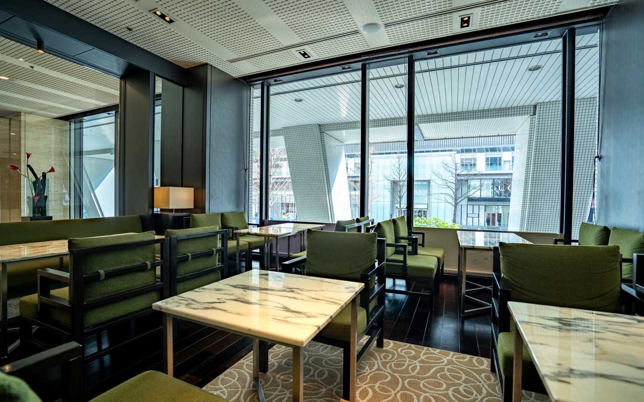 ロビーラウンジ内観