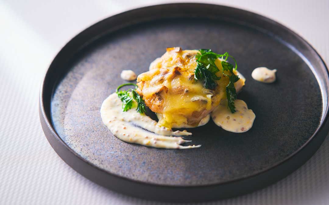 鹿児島 桜島鶏炙りチーズ焼き 粒マスタードソース