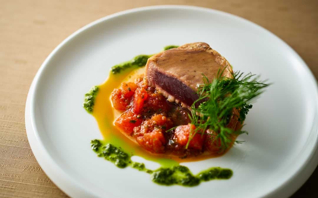 鰹のレアステーキ