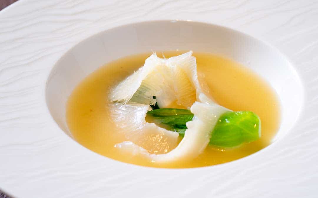 ふかひれの煮込み 白湯仕立て