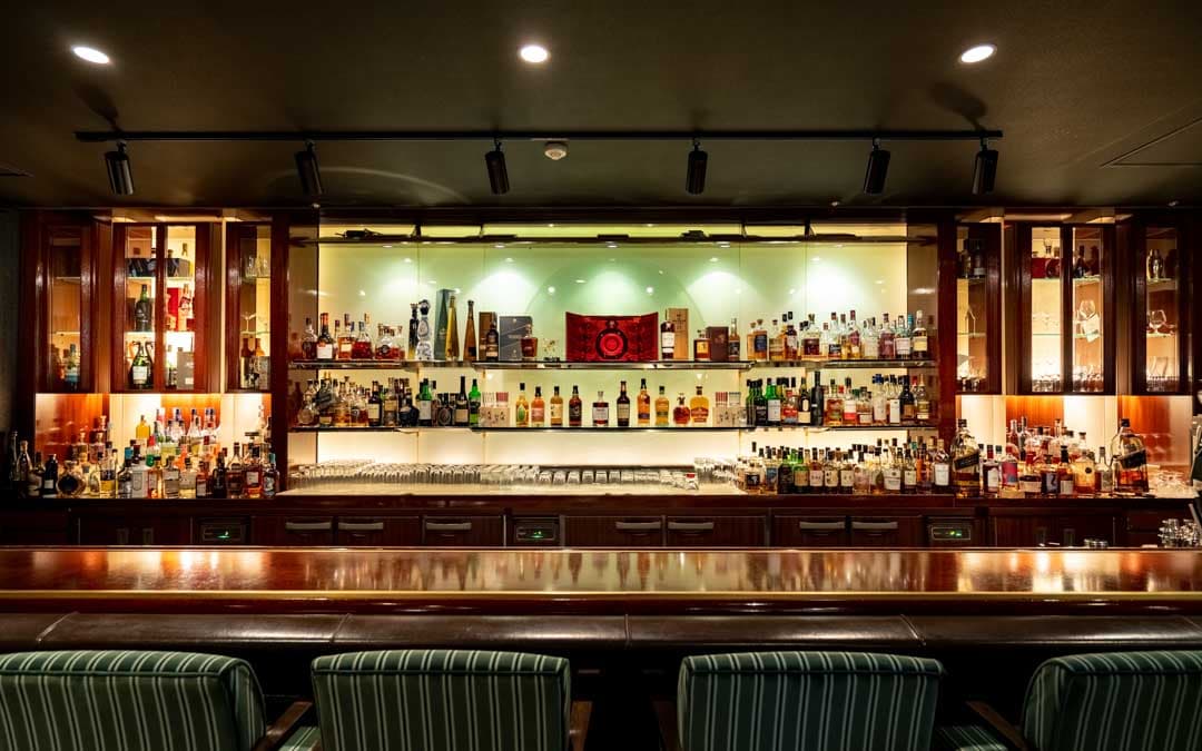 ホテル日航大阪 メインバー 夜間飛行 カウンター