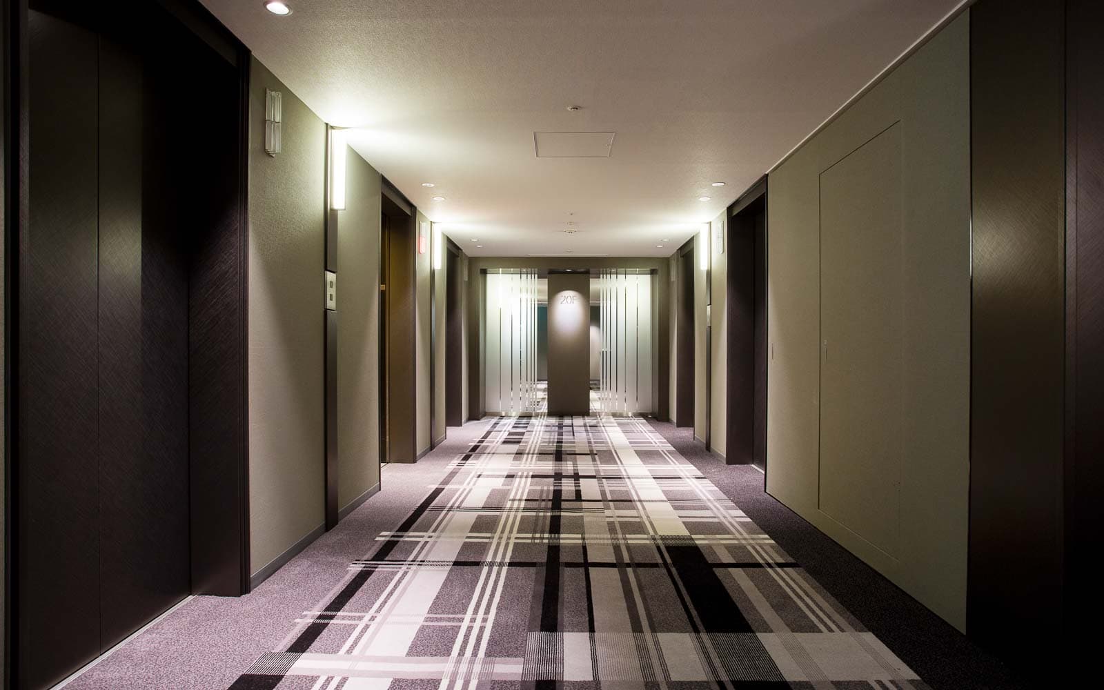 スーペリアフロア / Superior Floor