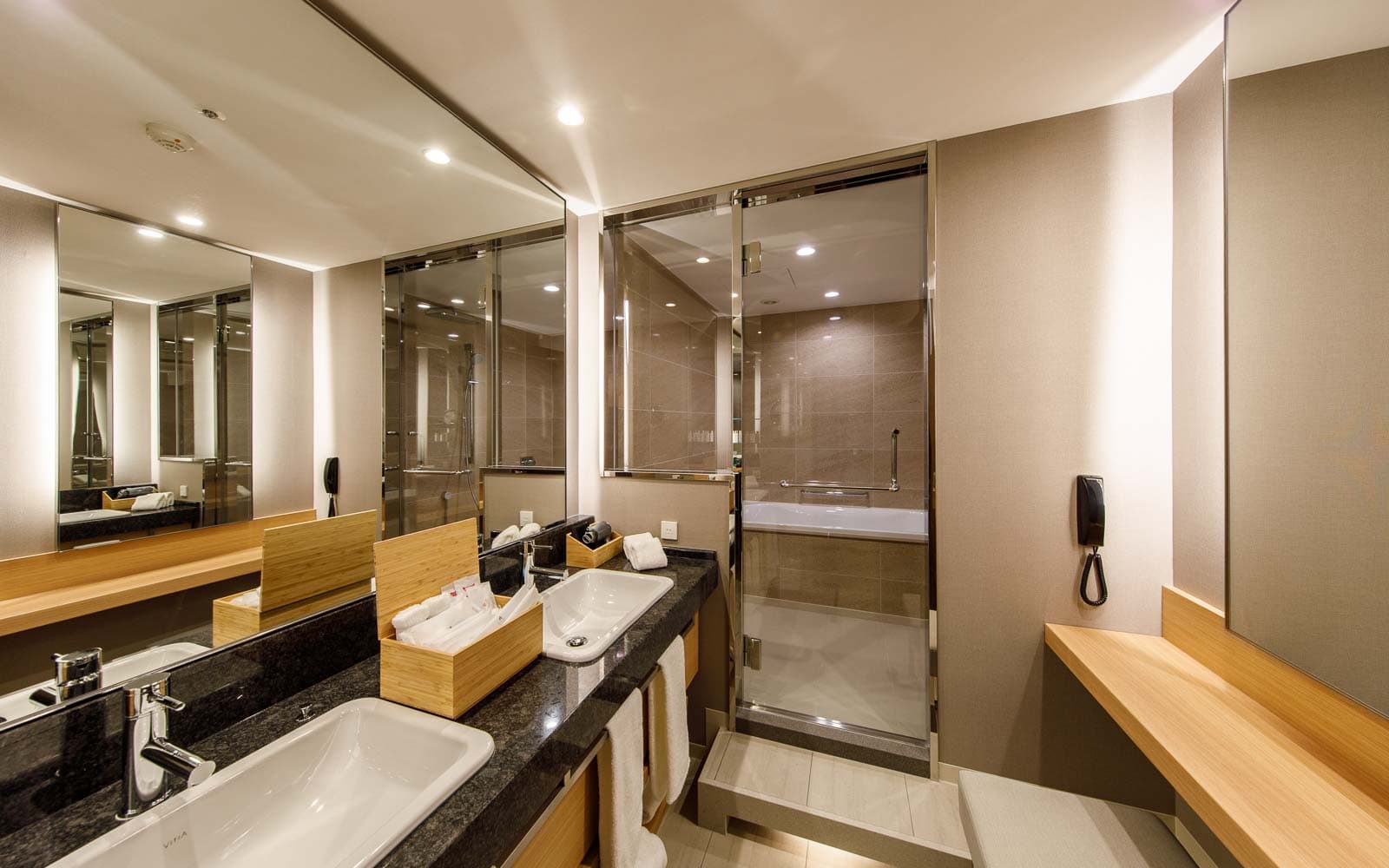 ニッコージュニアスイート バスルーム / Nikko Junior Suite Bath Room