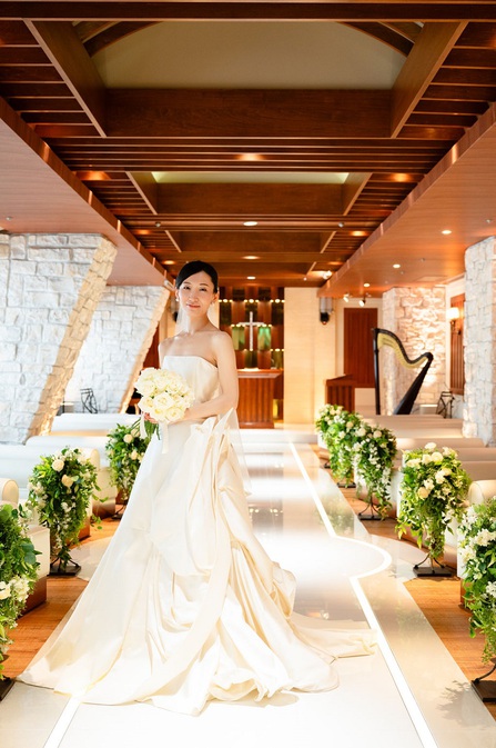 ホテル　結婚式　衣装