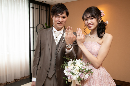 結婚指輪　ウエディングブーケ