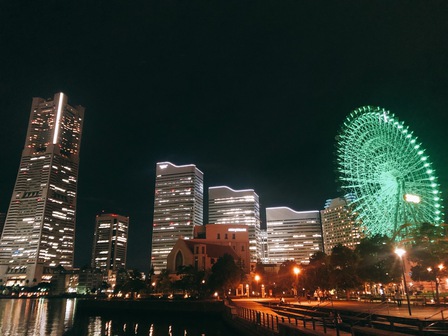 ホテルウエディング　みなとみらい　観覧車　プロポーズ　夜景