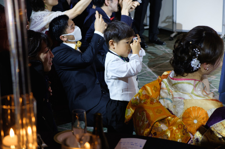 結婚式　写真　インスタントカメラ　チェキ　お子様カメラマン