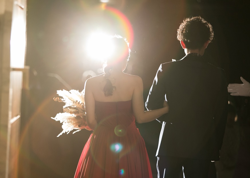 表情が見えなくてもステキ シルエットショット プランナーブログ 大阪のホテルウエディング 結婚式 ホテル日航大阪 Hotel Nikko Osaka 公式サイト